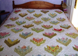 MARIAN's flower quilt